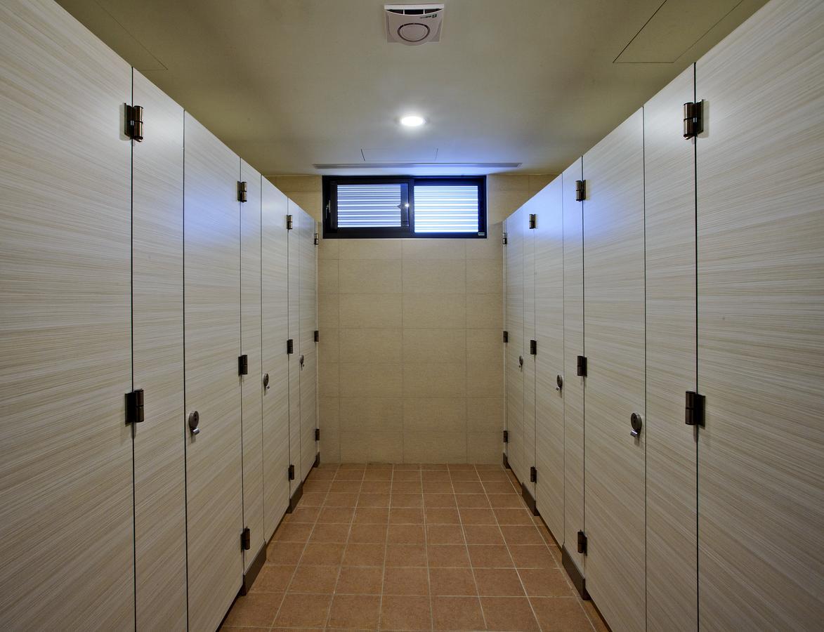 Divecube Hotel Taichung Exteriör bild